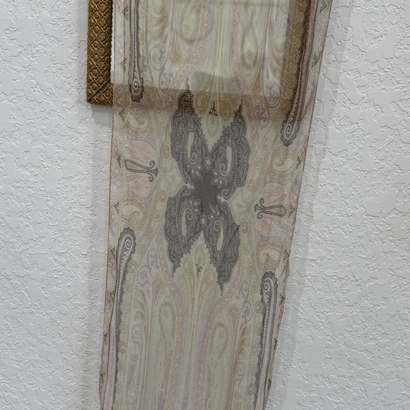 Etro silk scarf - Picture 3 of 8